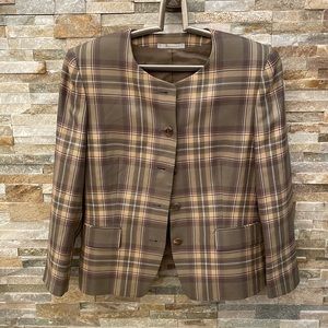 Aquascutum women’s blazer from Japan